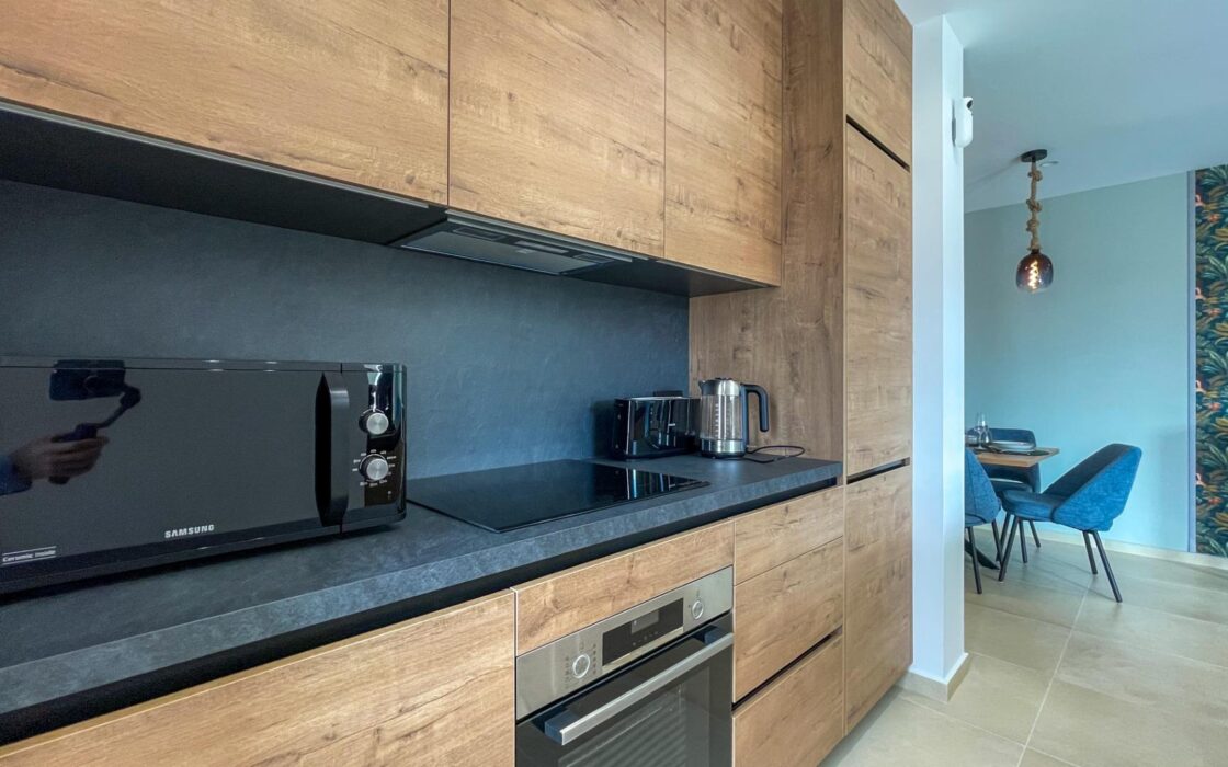 Вилла с террасой у моря в Финестрате, 3 спальни, 107 кв.м