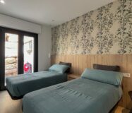 Вилла с террасой у моря в Финестрате, 3 спальни, 107 кв.м