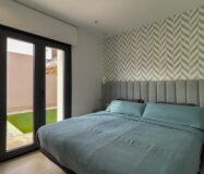 Вилла с террасой у моря в Финестрате, 3 спальни, 107 кв.м