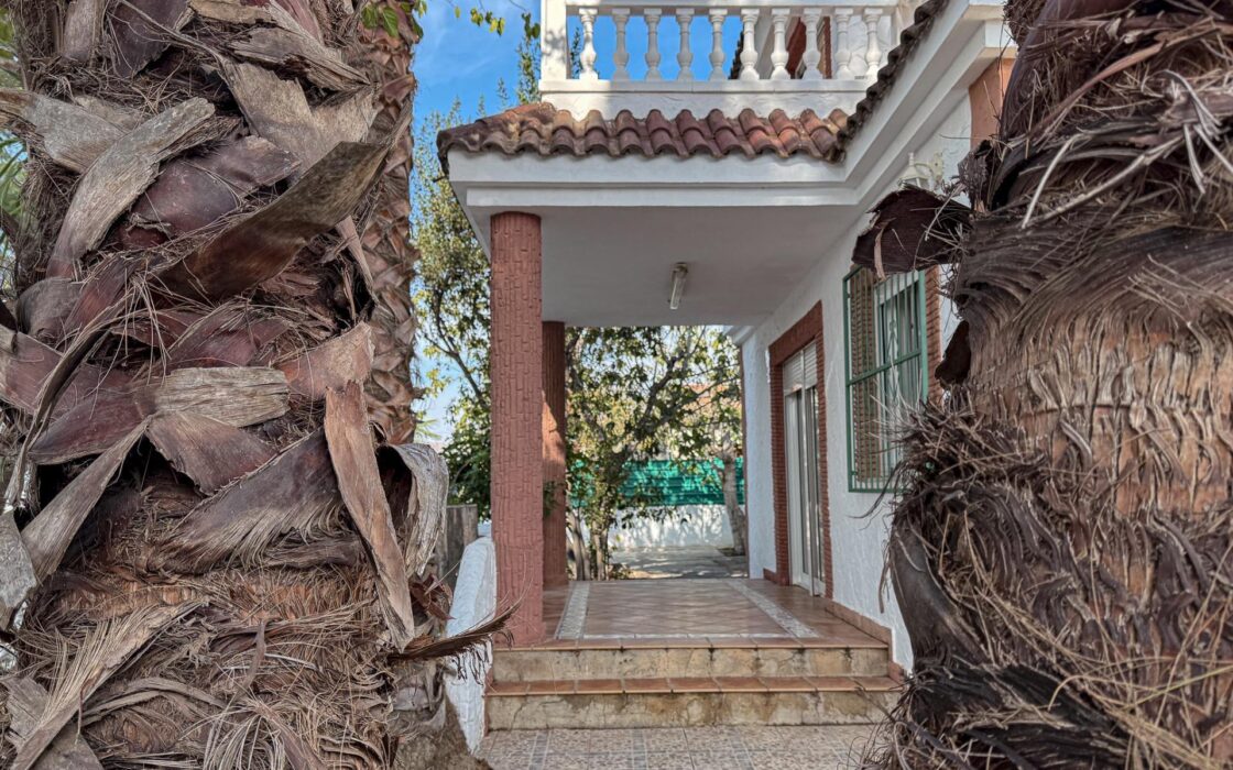 Вилла в Ориуэле с 5 спальнями и бассейном 143 кв.м