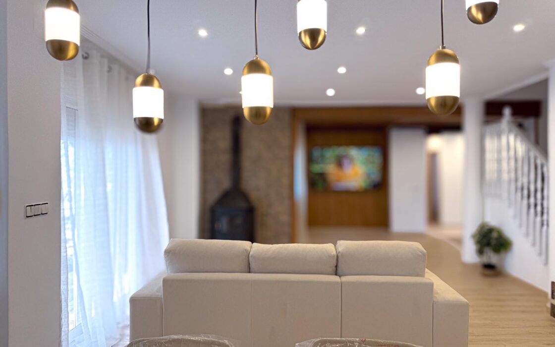 Вилла в Ориуэле с 5 спальнями и бассейном 143 кв.м