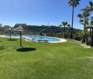 Квартира с террасой в Марбелье 140 кв.м с видом на море