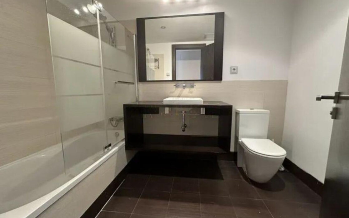 Квартира с террасой в Марбелье 140 кв.м с видом на море