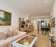 Современная 3-комнатная квартира у моря в Фуэнхироле 102 кв.м