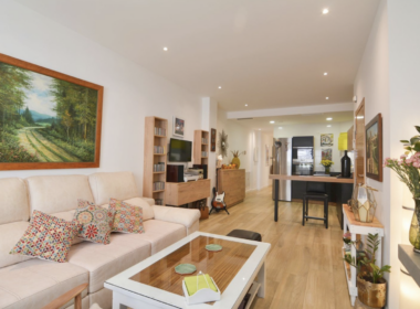 Сучасна 3-кімнатна квартира біля моря у Фуенхіролі 102 кв.м