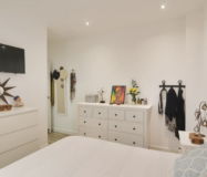 Современная 3-комнатная квартира у моря в Фуэнхироле 102 кв.м