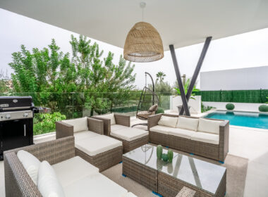 Вилла на первой линии поля для гольфа в Эль Кампанарио 460 кв.м