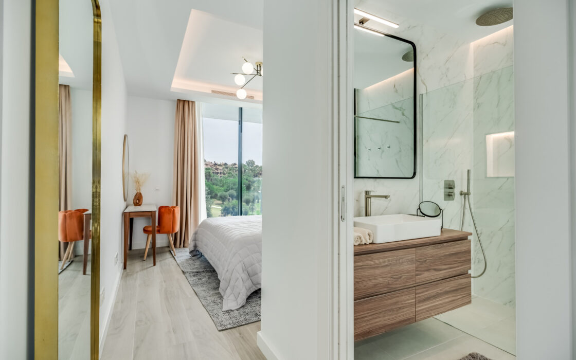 Вилла на первой линии поля для гольфа в Эль Кампанарио 460 кв.м