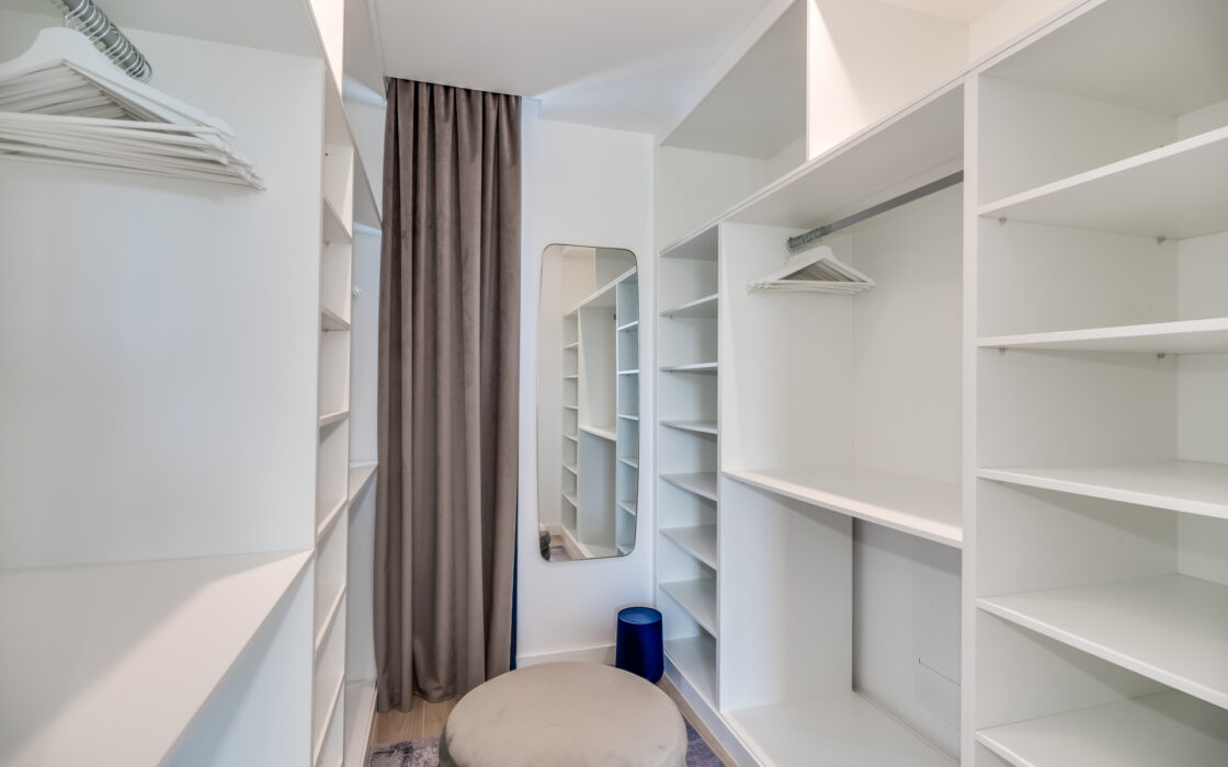 Вилла на первой линии поля для гольфа в Эль Кампанарио 460 кв.м