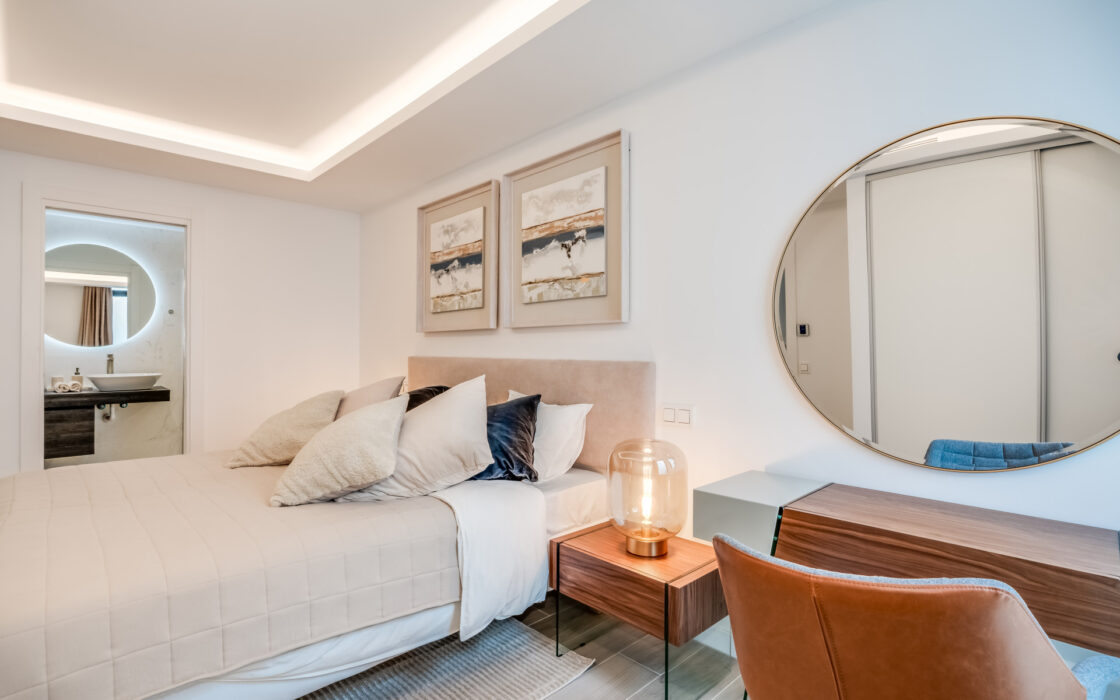 Вилла на первой линии поля для гольфа в Эль Кампанарио 460 кв.м