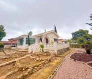 Вилла в Торревьехе 156 кв.м с участком 1000 м у моря