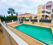 Вилла в Ориуэла Коста 296 кв.м з басейном біля моря