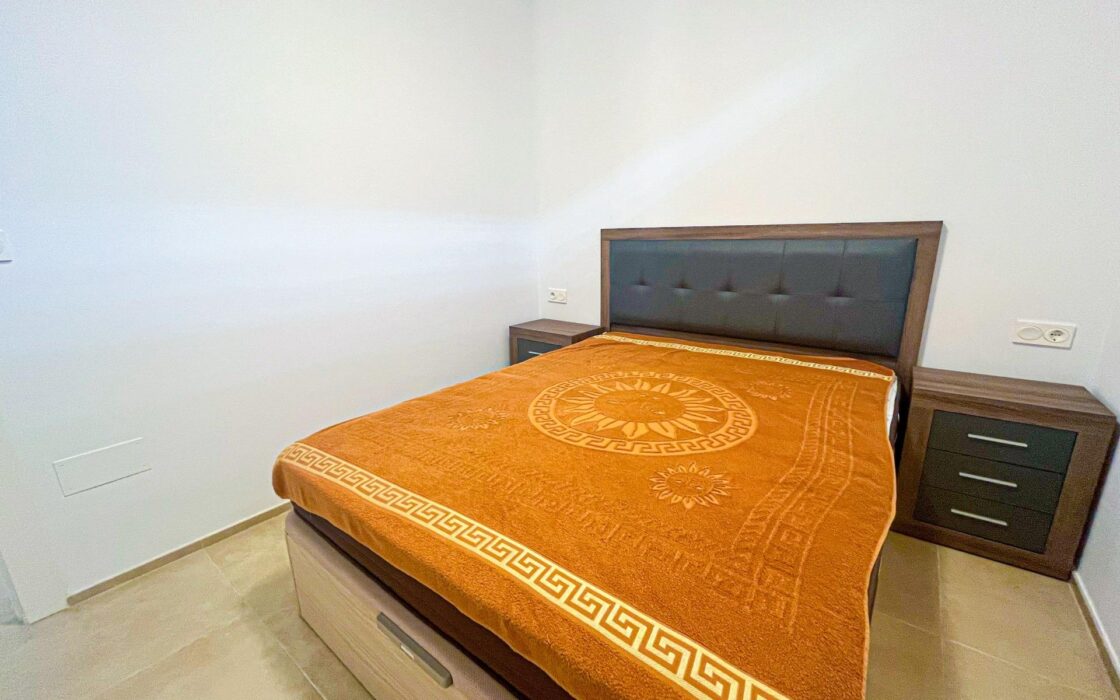 Вилла в Ориуэла Коста 296 кв.м з басейном біля моря