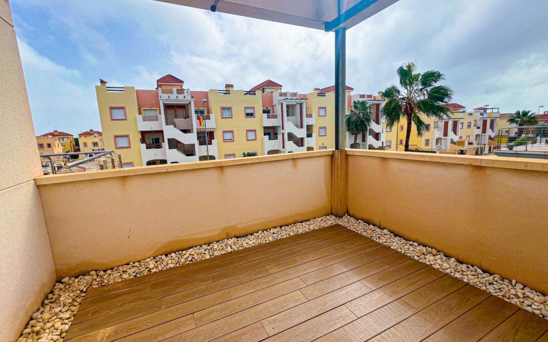 Вилла в Ориуэла Коста 296 кв.м з басейном біля моря