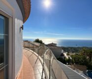 Елегантна вілла в Альтеа-ла-Велья з видом на море