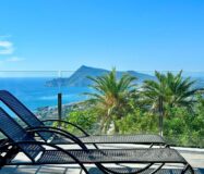 Елегантна вілла в Альтеа-ла-Велья з видом на море