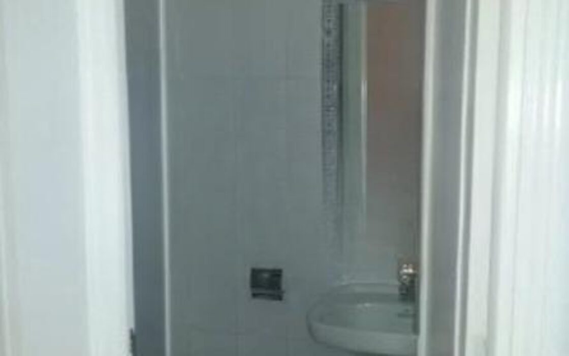 Квартира в Мадриде 31 кв.м с арендой и доходом 400 евро