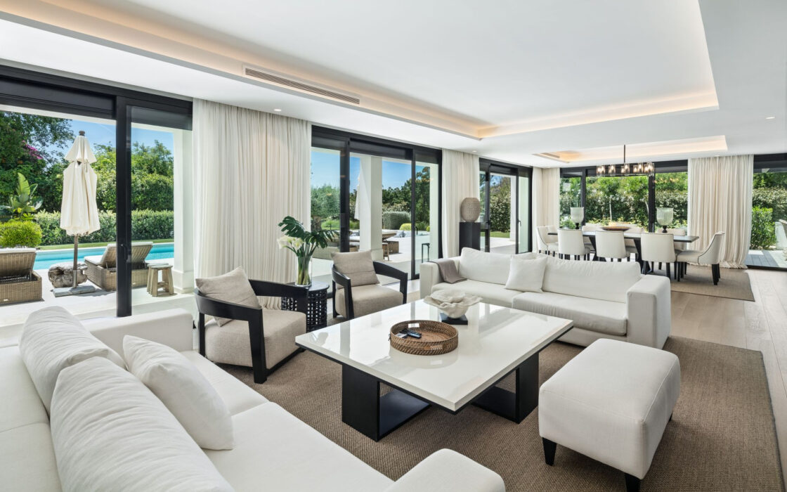 Вилла с видом на гольф в Новой Андалусии, 490 кв.м.