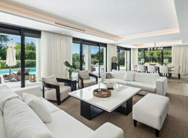 Вілла з видом на гольф у Новій Андалусії, 490 кв.м.