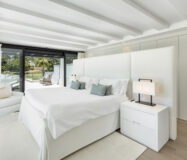 Вилла с видом на гольф в Новой Андалусии, 490 кв.м.