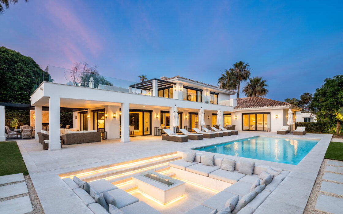 Вилла с видом на гольф в Новой Андалусии, 490 кв.м.