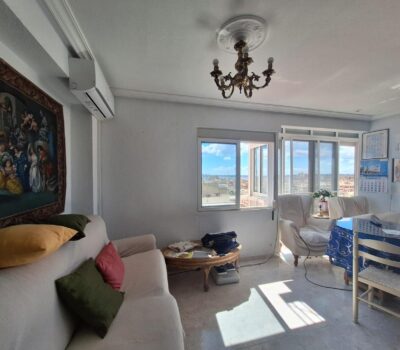 Апартаменти 135 кв.м з терасою в Аліканте San Blas