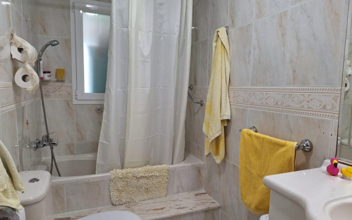 Апартаменты 135 кв.м с террасой в Аликанте San Blas