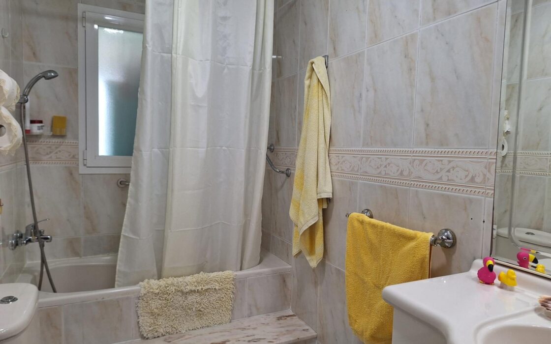 Апартаменты 135 кв.м с террасой в Аликанте San Blas