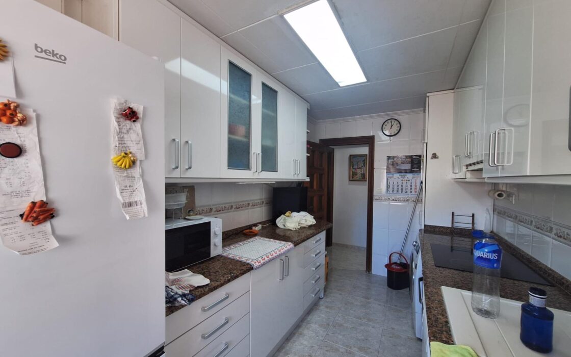 Апартаменты 135 кв.м с террасой в Аликанте San Blas