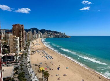 Розкішні апартаменти в Леванті біля моря з видом 141 кв.м