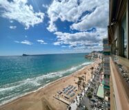 Роскошные апартаменты в Леванте у моря с видом 141 кв.м