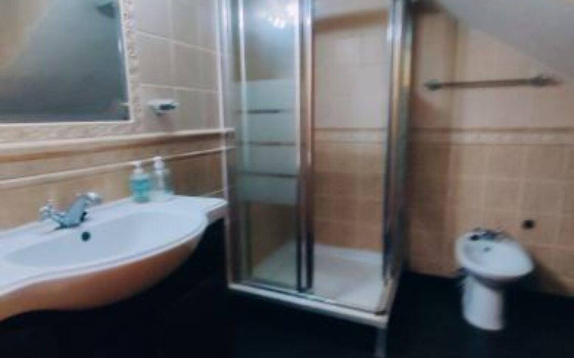 Дом в Торревьехе, 7 комнат, терраса, бассейн, 283 кв.м