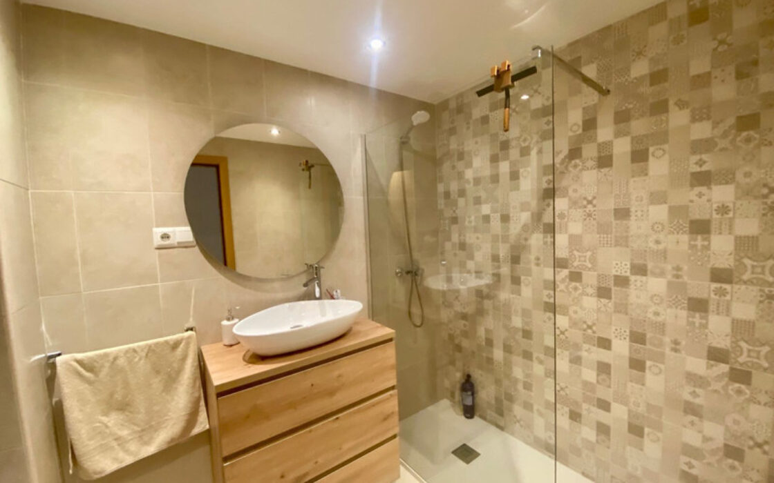 Апартаменты в Нуэва Андалусия, 130 кв.м, с террасой