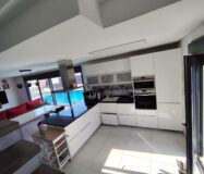 Вилла в Торревьехе 168 кв.м с террасой и бассейном