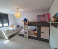 Вилла в Торревьехе 168 кв.м с террасой и бассейном