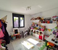 Вилла в Торревьехе 168 кв.м с террасой и бассейном