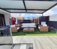 Вилла в Торревьехе 168 кв.м с террасой и бассейном