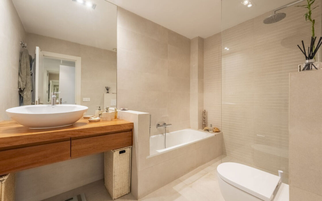 Квартира 2+2 в Nagüeles з терасою на Golden Mile Marbella