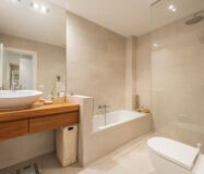 Квартира 2+2 в Nagüeles з терасою на Golden Mile Marbella