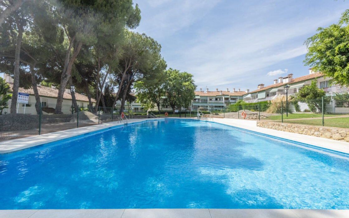 Квартира 2+2 в Nagüeles з терасою на Golden Mile Marbella