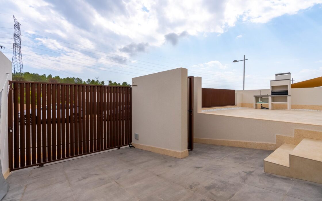 Двухкомнатная вилла в Ла Тапия с террасой и морским видом