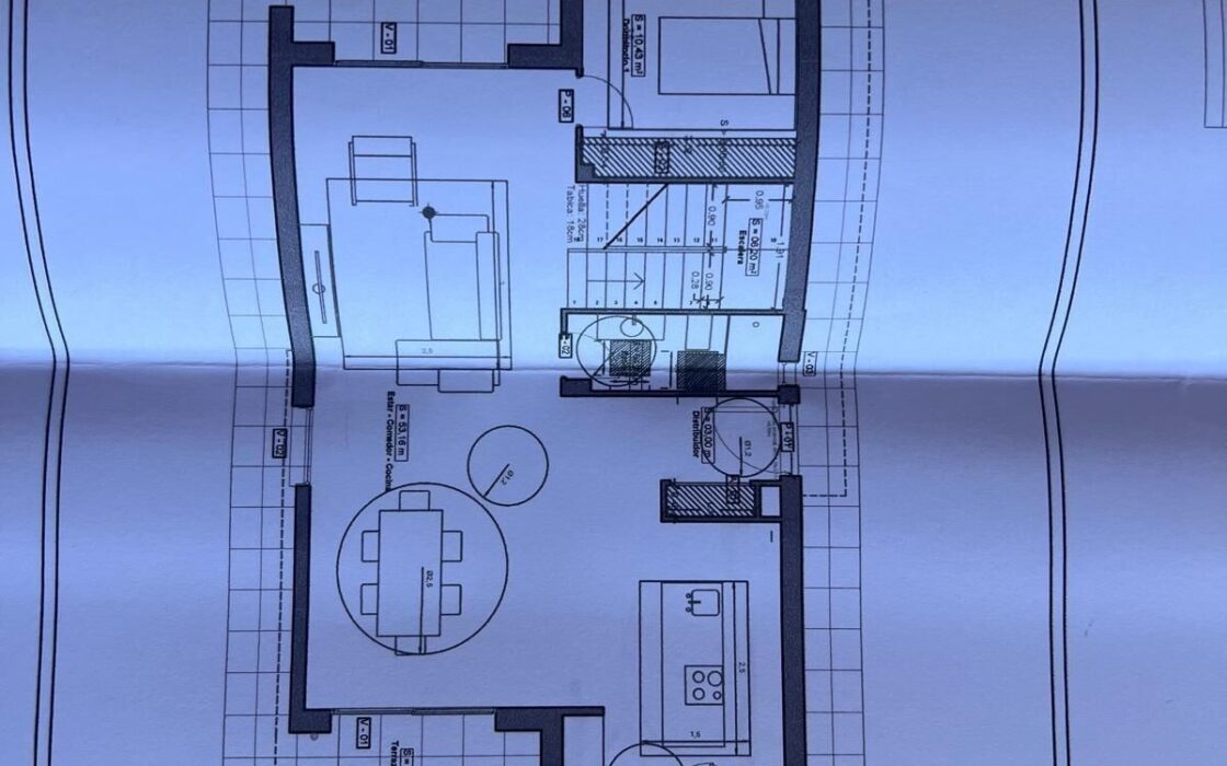 Прекрасный дом с бассейном в Валенсии 180 кв.м 4 комнаты