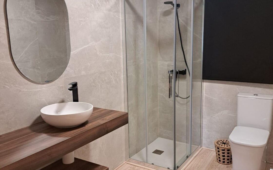 Вилла в Ориуэле 12000 кв.м с бассейном у моря