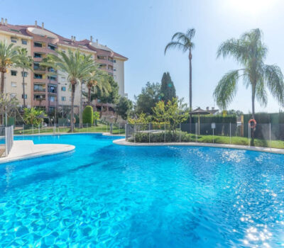 Квартира з терасою в престижному районі Марбельї, 3 спальні