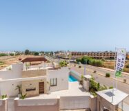 Вілла в Вера 122 кв.м біля моря з терасою та видом на море