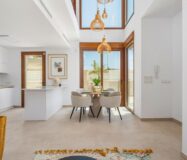 Вілла в Вера 122 кв.м біля моря з терасою та видом на море