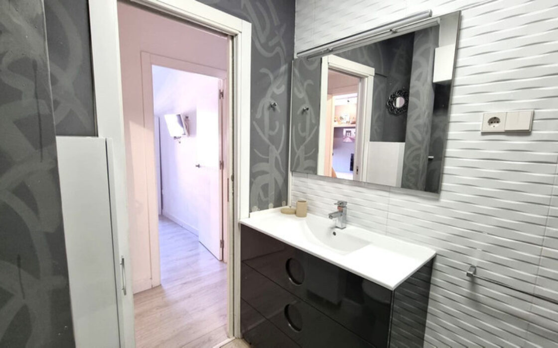 Отремонтированная Квартира 90 кв.м с Террасой в Марбелье