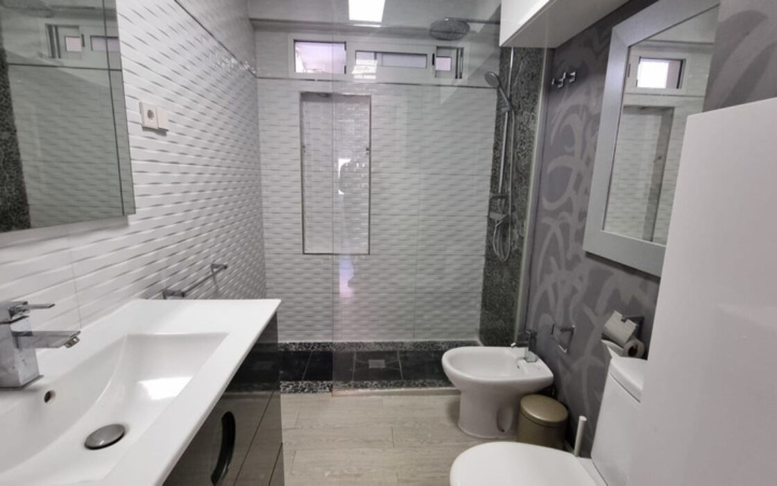 Отремонтированная Квартира 90 кв.м с Террасой в Марбелье