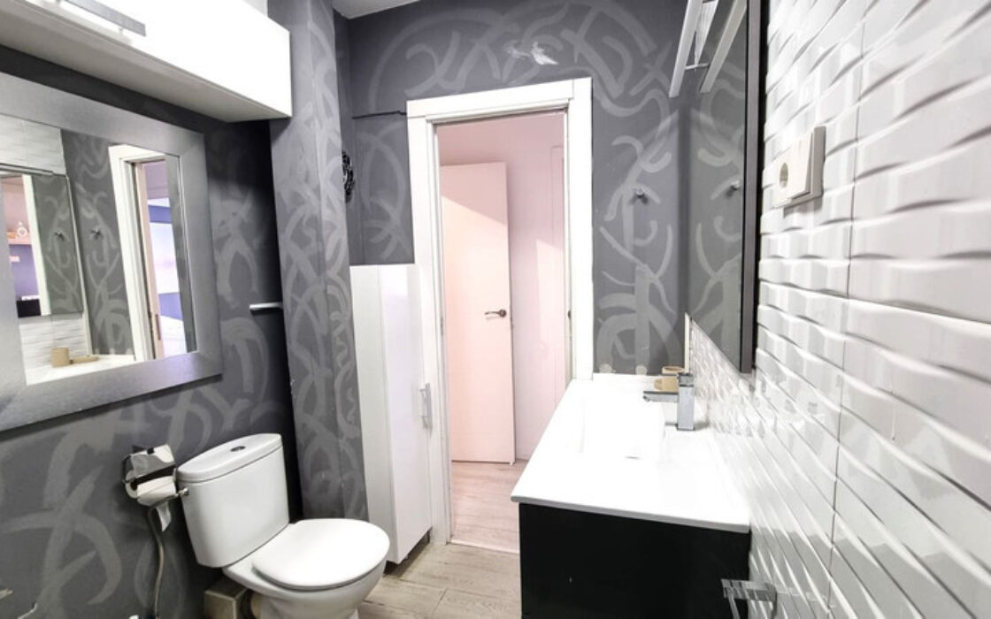 Отремонтированная Квартира 90 кв.м с Террасой в Марбелье