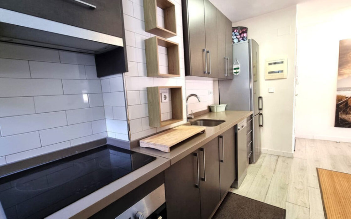 Отремонтированная Квартира 90 кв.м с Террасой в Марбелье